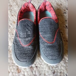 Danskin Slip-on Sneakers Size 3